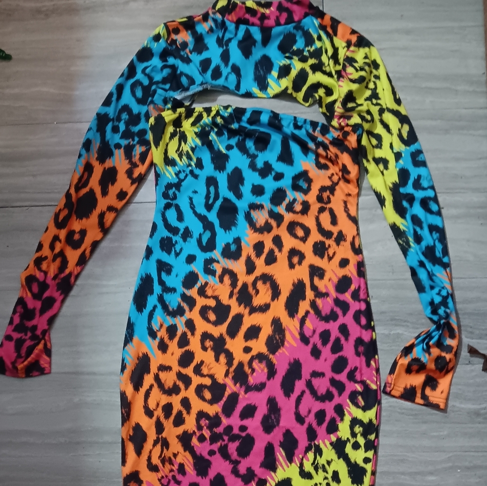 Women dress